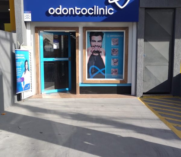 Fachada da Odontoclinic